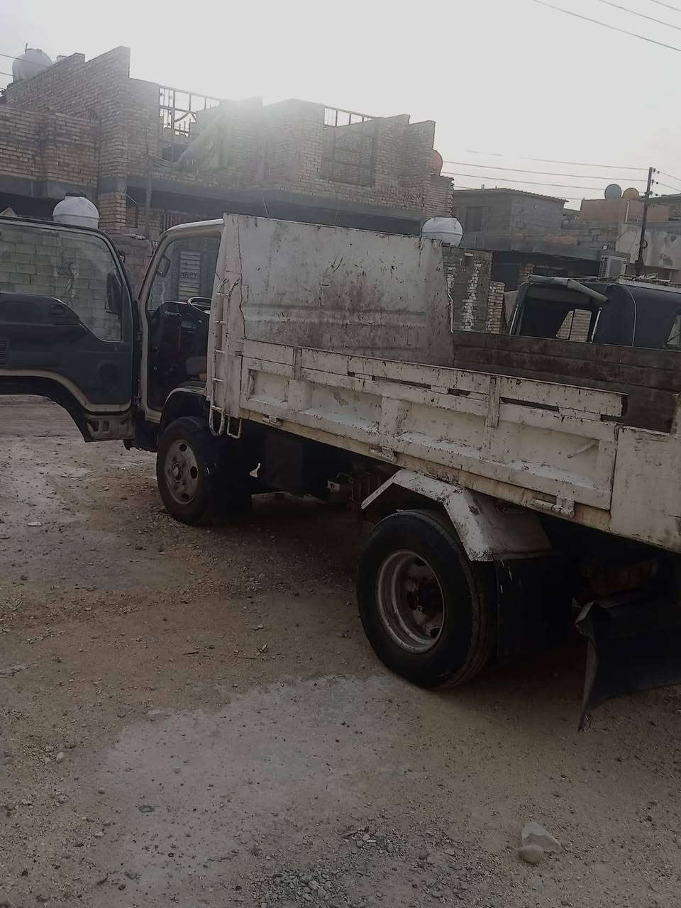 تمت أعادت النشر بسبب الوعود الكاذبة ازوزة قلاب للبيع موديل ١٩٩١ محرك تيوتة ١٤ السعر ٥٧ وبية مجال قليل مكانة بغداد نهايت حي اور للستفسار***********
