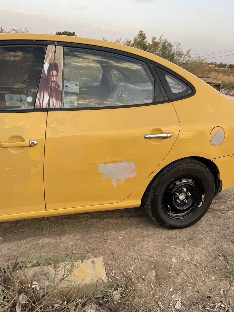 يالله السلام عليكم النتره خليجي 2009 مكينه و كير خير من الله حداديه وتبريد خير من الله السياره جاهزه كبل الشارع 
مكينه 1600 دكشن عالي 
تخم تاير دوشمه جاهزه 
من كلشي 
لاستفسار لاتصال ***********
السعر 85 وبيها مجال 
مكاني الكوت
