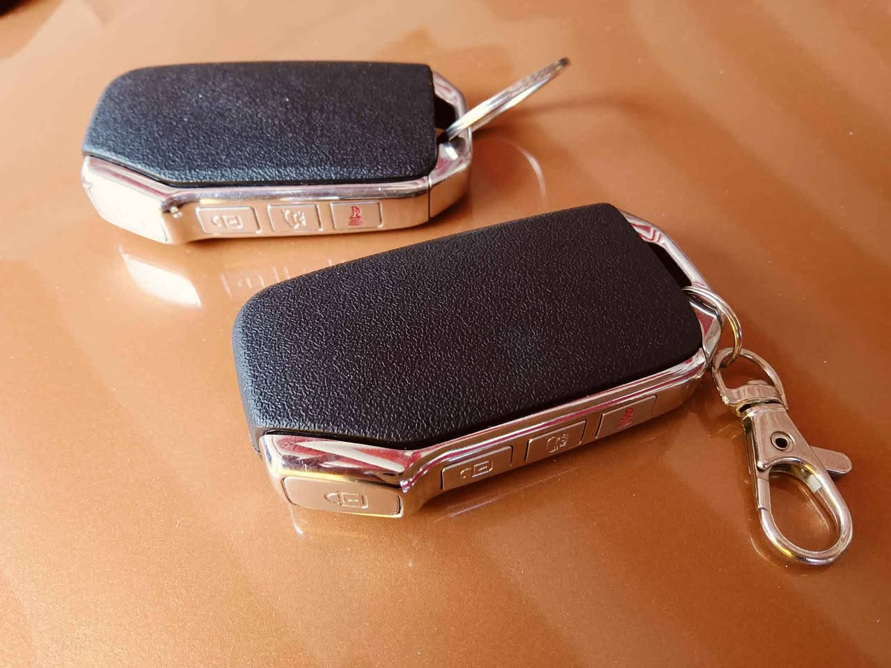 موديل 2010. صبغ عام .. بيها ضربه جهة السائق تبديل باب والجاملغ محرك بيه تنقيص بسيط كهربائيات بلاد تعمير دواير اثر خياس تبريد بدون غاز الغاز طيرته بأيدي بعد الحادث هزه والسنويه جديده صار شهر .. بأسمي قرار 48 ابيع كوم حديد فقط التحويل سعرها 77 بيها مجال بدون مراوس تعجبك راسلني وات ادزلك فيديو عنواني بصرة ابي الخصيب مقابل المحكمة الجديدة قرب مركز الشرطة الجديد  *********** البصرة, العراق
