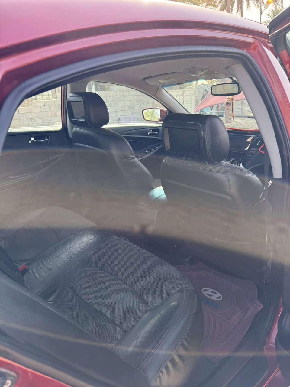 السلام عليكم للبيع سوناتا 2011 امريكي بيها 3 قطع تبديل اثر شخوط صورهن قبل التبديل موجودات مكينه وكير وحداديه وتخم تاير كفاله فول السياره عدا الفتحه مكاني كربلاء الحسينيه 100 وبيها مجال باقي التفاصيل اتصل وتدلل ***********
