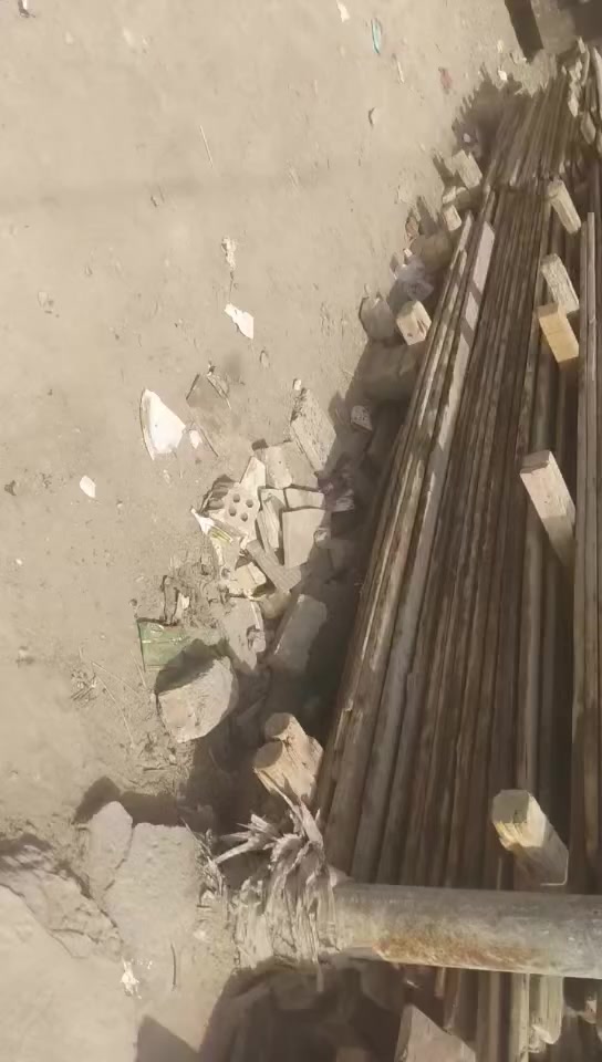 للبيع خشب مستعمل 
***********  وبل خدمه
