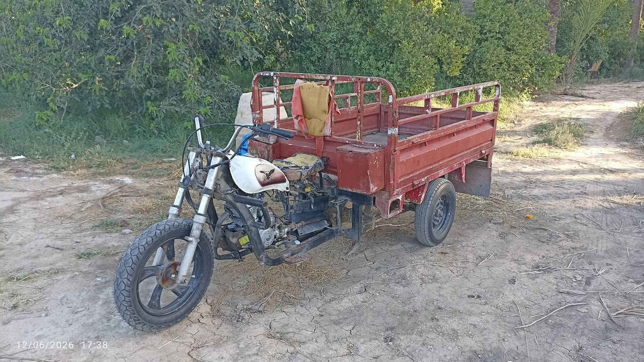 سلام عليكم ستوتة دايوان  محرك ام الطير  بدون اوراق  سعر 400وبيها مجال مكان ديالى ناحية العبارة رقم***********
