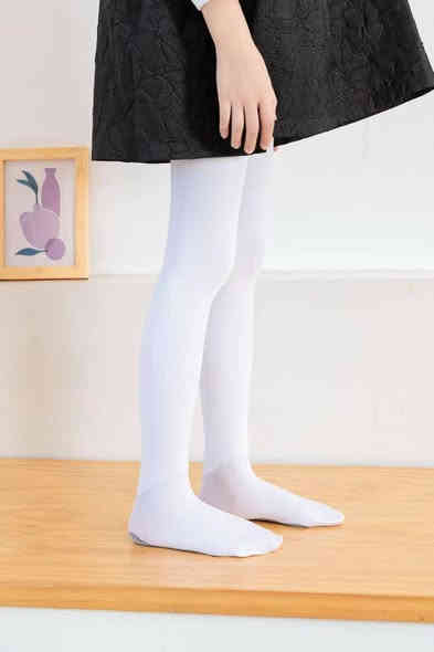 ✨ وصل جديد لدى عبايات زينة الحرم لبيع وخياطة العبي النسائية ✨

🧵 ستريج + كالون مبطن
🎨 اللون: أبيض فقط
💸 السعر: 5,000 دينار فقط

قماش ناعم، مريح، دافئ… مناسب لكل يوم وللبرد ❄️
إحساس راحة وخفّة طول اليوم 🤍

📍 العنوان: كربلاء – حي النقيب قرب شركة زين مقابل حلويات عماد الشكرچي
📞 ***********
