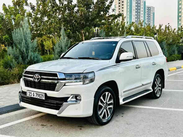 سعر257 
***********
للبيع لاند كروز موديل ٢٠١٠محدث٢٠٢١ كير محرك تبريد بشرط سنوية وهزه ورقم جديد مواصفات فول محرك ٦مصبوغة عام بدون دواخل سيارة جاهزه من الدعامية للدعامية مكان سليمانيه المنامة
