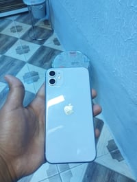 آيفون 11 • ١٢٨ • بطارية ٨٠