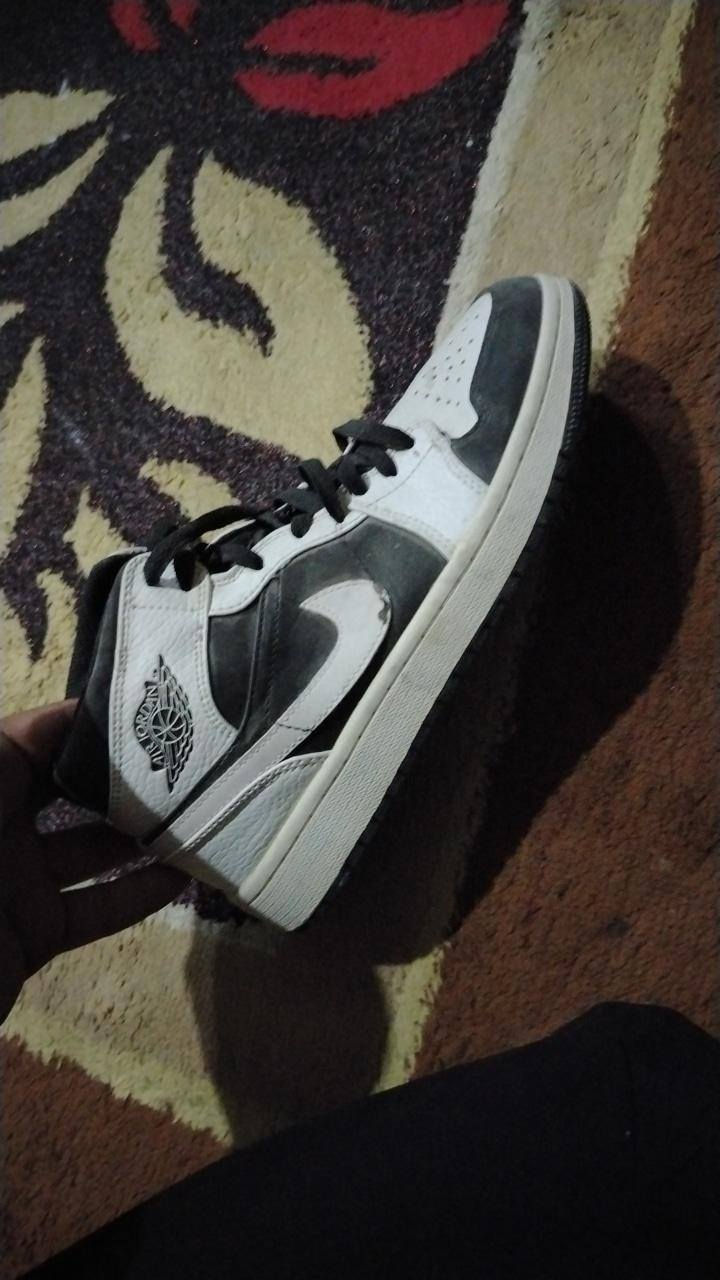 جوردن اصلي وكاله قياس 42 بولمان اصلي قياس 42 مستعمل قليل الواحد ب25؛ ***********
