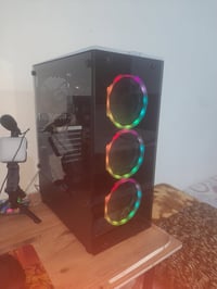 تجميعه للبيع   Processor AMD Ryzen 5 4600G with Radeon Graphics   3.70...