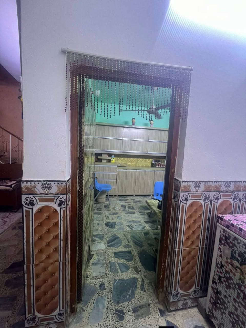 مخوله للنشر
بيت للبيع 
مساحه ١٥٠ متر  طابقين 
الطابق الاول غرفتين مع  صاله و مطبخ وصحيات خارجي وداخلي

الطابق الثاني ٣ غرف مع صحيات مشتركه

العنوان العبيدي شهداء العابد 
البيت قريب جداً ع الشارع العام و نظيف فقط ترتيبات بسيطه 
سعره ١٩٠ للاستفسار اكثر الاتصال ع الرقم 
***********
