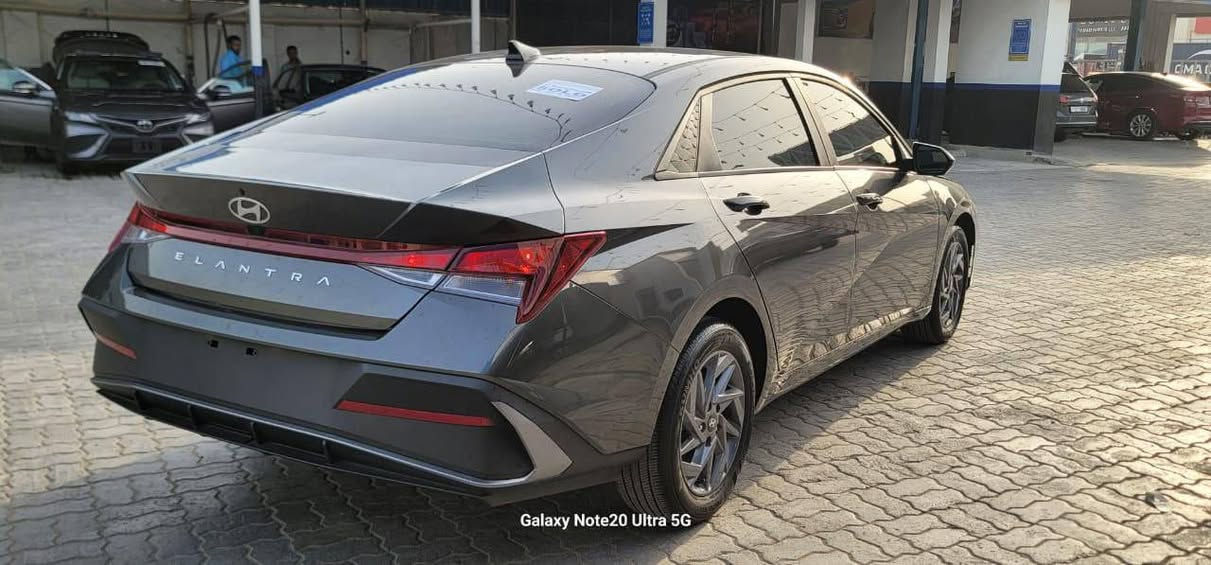 النترا 2024 معوقين بسمي دخول جديد
حادثا بنيد بدون دواخل حتى الدعاميه راجعه نفسها مواصفات معروفه شاشج متصل رادرات امامي جانبي قيادة ذاتيه توقف ذاتي مثبت سرعه تبريد بيانو منفصل 3 انظمة قيادة بصمة ابواب وجنطة تشغيل عن بعد 
المكان الشطرة 
السعر 158
 ***********
