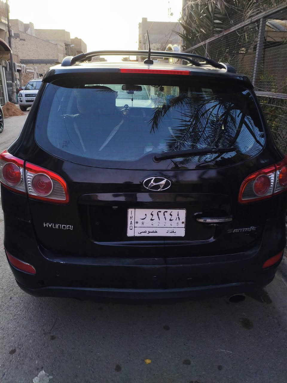 السلام عليكم سنتافي للبيع موديل 2011 امريكي v6 سيارة ضربتهة بنيد شوي  ايرباكات كلهة سليمة السيارة كلشي بيهة شغال تدفئة كشنات تحكمات جهتين مثبت سرعة  محرك مفتوح  كير واكسل كفالة عوزهة ترتيبات السعر 110 وبيهة مجال 
***********
