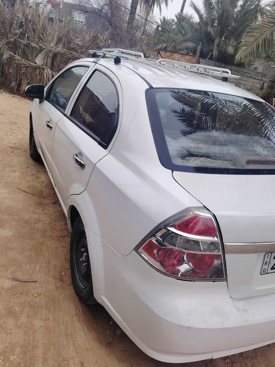 من رخصت الادمن افيو مكينه مفتوح وكير اوتماتيك حداديه حداديه جديده تخم داير السياره جاهزه من كلشي خليجي  السعر ٦٥ /***********
