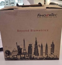 للبيع جهاز بصمة Face ID 5 من شركة FingerTec، وهو عبارة عن نظام متطور ل...