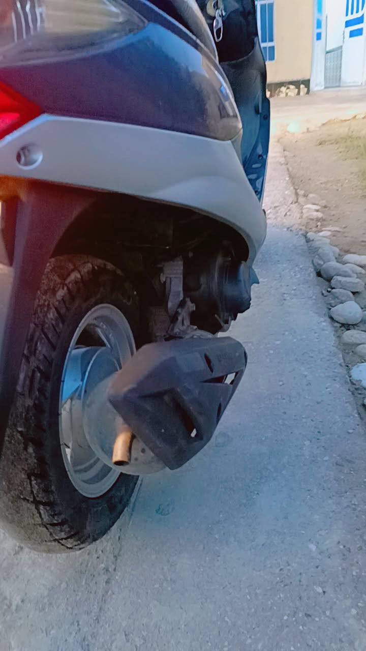 سلام عليكم دراجه كامكو في تو نظيفه استخدام اقل من 3اشهر  مستعجل على بيع مامفتوح بيها برغي واحد السعر 750 وبيها مجال كفاله عمه تجي وتكلي شنو نقص دراجه رمباا رقم 
***********
