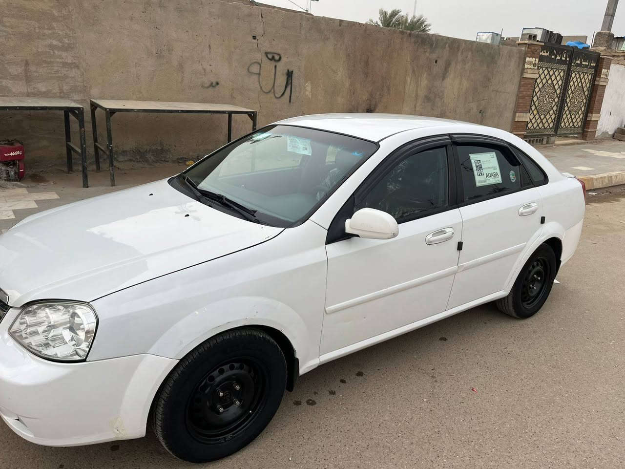 سلام  عليكم سيارة اوبترة للبيع 2012 رقم بغداد  نكليزي بسمي 
صدر جديد شادة تبريدها ثلج كير محرك خير من الله 
بيها قطعتين صبغ  سعرها 83 او بيها مجال  
رقم الهاتف ***********
