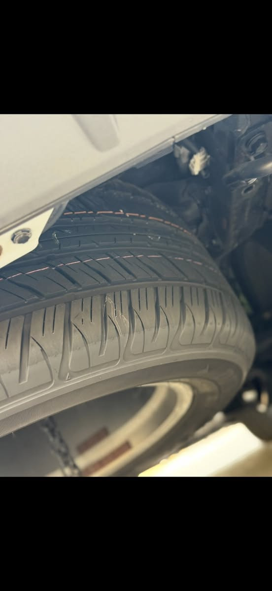 السلام عليكم لكززللبيع موديل 2015 سياره جديده لوك بمعنى الكلمه بوضع الشركه ماشيه 68 ألف سير منازل عدد بصمات 2 داخل بيجي مواصفات السياره بريم واحد على واحد رقم أربيل الدولي مكان السياره بغداد السعر عند الاتصال رقم الهاتف /***********/
