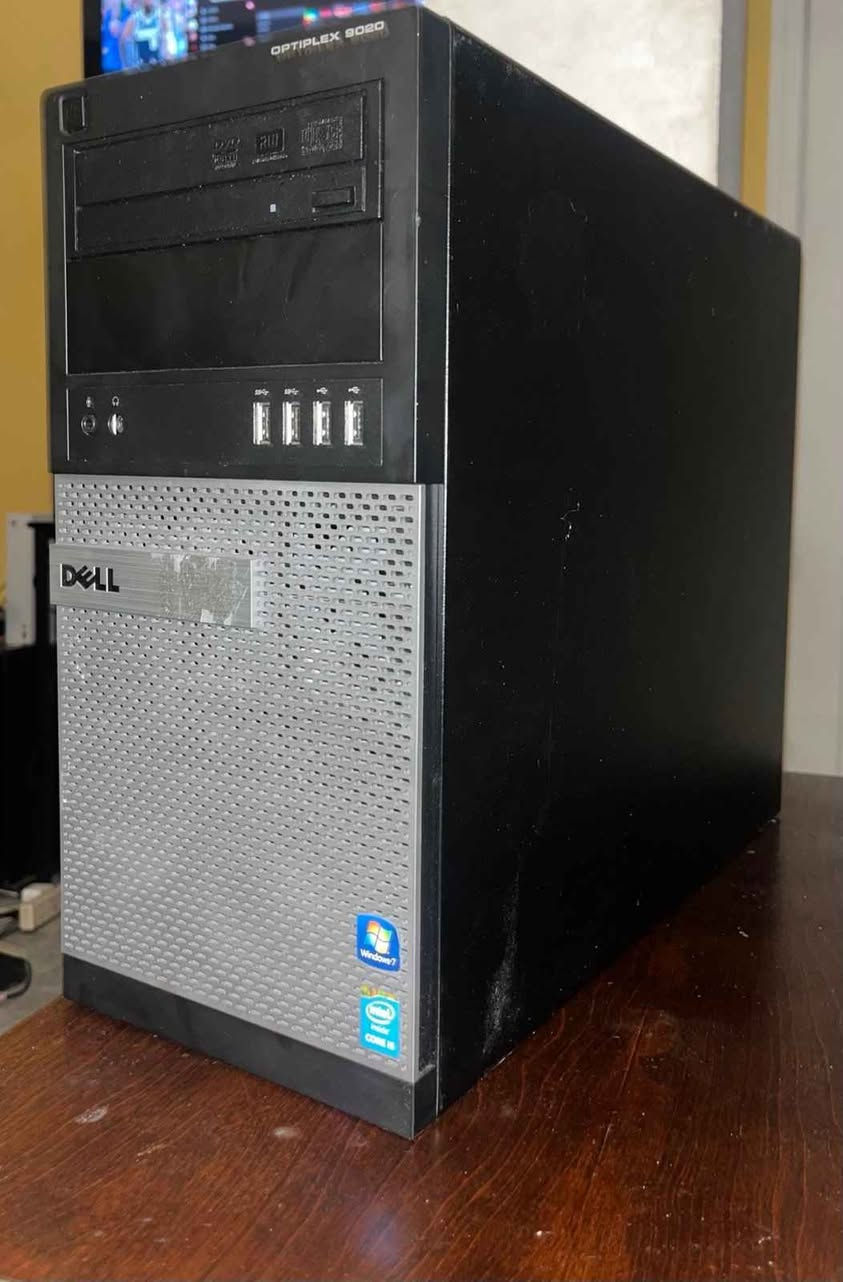 Core i5 الجيل الثاني كيمنك
راام 8g
تاخذ كارت شاشة عدد 2 كما موضح بالبورد 
كارت شاشة بلتن يصعد مع رام حتى لو بدون كارت شاشة تشتغل يصعد 4 كيكا 
مع ماوس وكيبورد وشاشة بدون سانتد 
ملاحظة شاشة بدون ستاند تجي كاملة
هارد 250 كيكا 
تاخذة على فحص مع ضمان 
مكاني بغداد يوجد توصيل
السعر 85 الف بغداد, العراق


**إذا كنت صاحب هذا الإعلان وتريد حذفه لأي سبب، رجاءا أرسل رسالة إلى الدعم الفني**