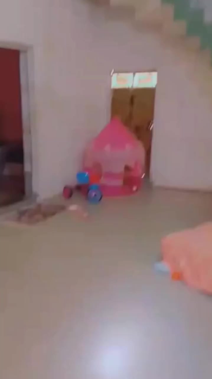 يالله بيت للبيع مساحه ١٥٠الواجهه ١٢ونزال ١٣مربع طابوصرف مسلح طابوك بي غرفتين وجاهز لسكن مكانه بغداد ناحية الوحدة منطقة حي رسوال خلف عصفوريه بصف ركن مكان راقي وسعر ارقه ٥٨وبي مجال رقمي ***********
