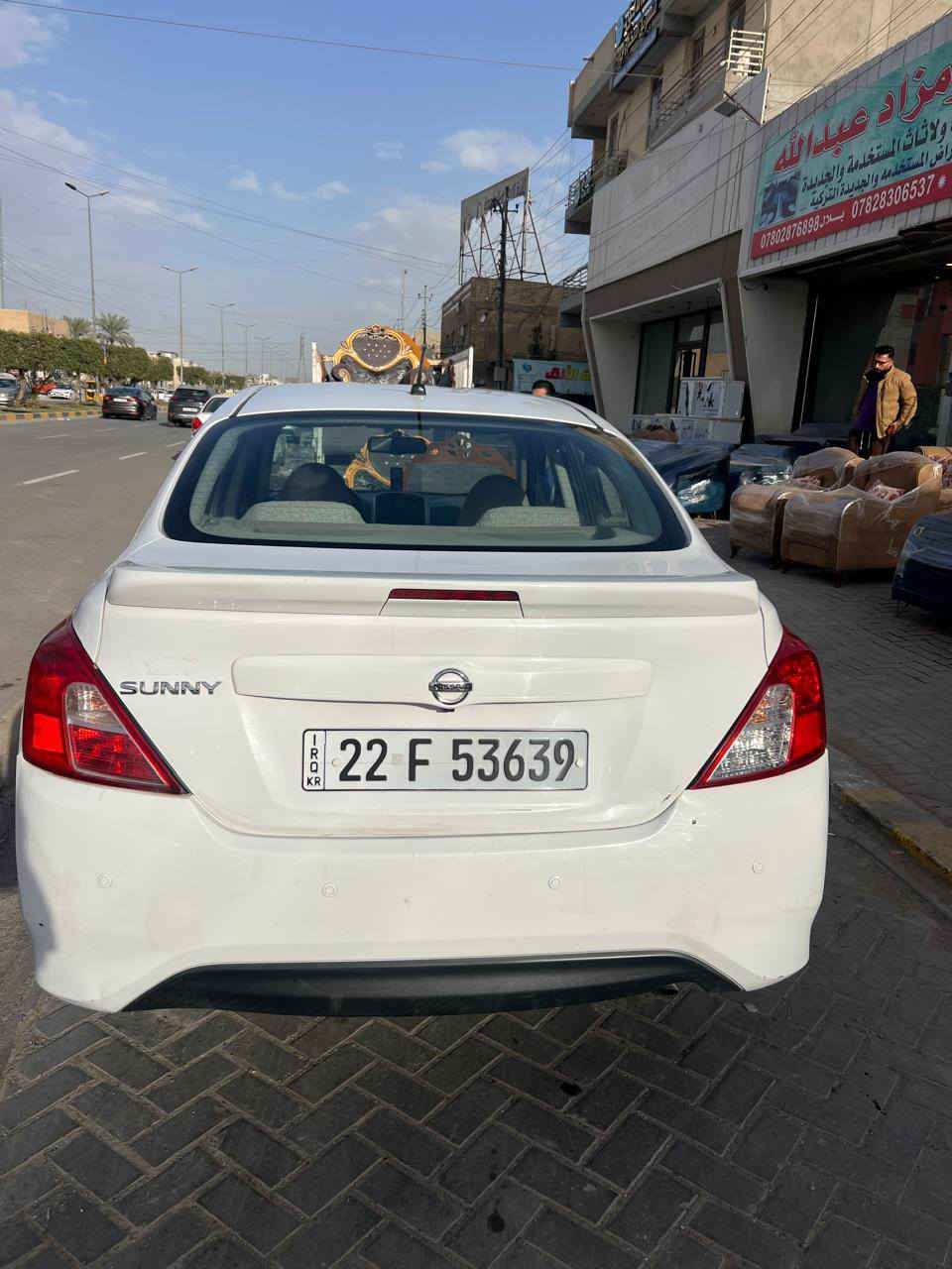 السلام عليكم رمضان مبارك
نيسان صني هندي موديل 2020 بيه ربع جاملغ صبغ وبيه مكانات بارد ماشيه 114 بدلت  دبلات جدد ودهن الگير السعر 98 بيه مجال حك الجيه المكان الغزاليه 
***********
