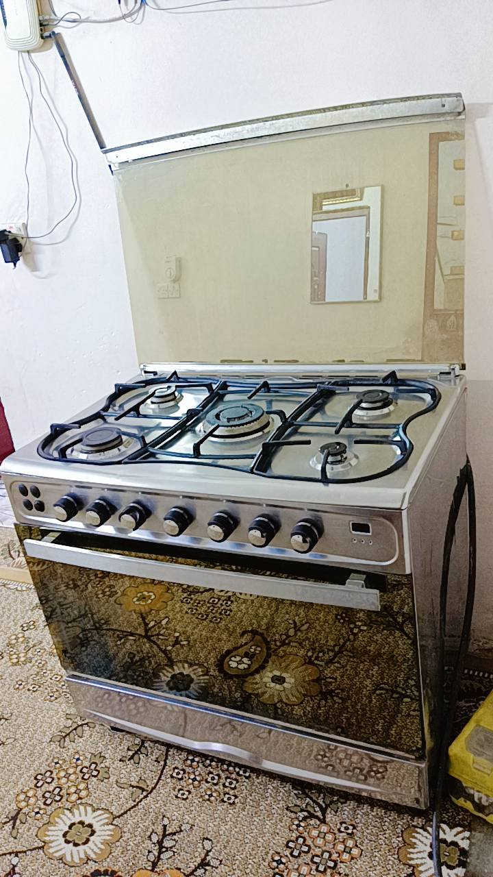 طباخ فريش المصري نضيف كلش فرن شغال فوك وجوه سعره 250 وبي مجال
بغداد بلديات ***********
