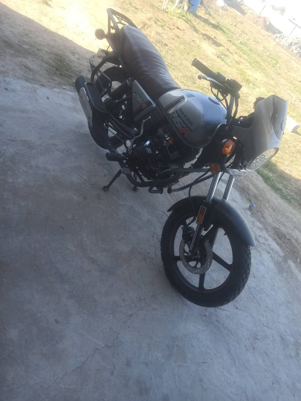 سلام عليكم دراجه دايوان لبيع موديل 23 بيه اوراق سكنر دراجه مكفولة كفاله عامه مكاني بغداد ابو غريب قرب جسر ماجد سعره 1250 شراي خاص او وتساب متواجد *********** د ‏‪
‏‪0782 641 2206‬‏
