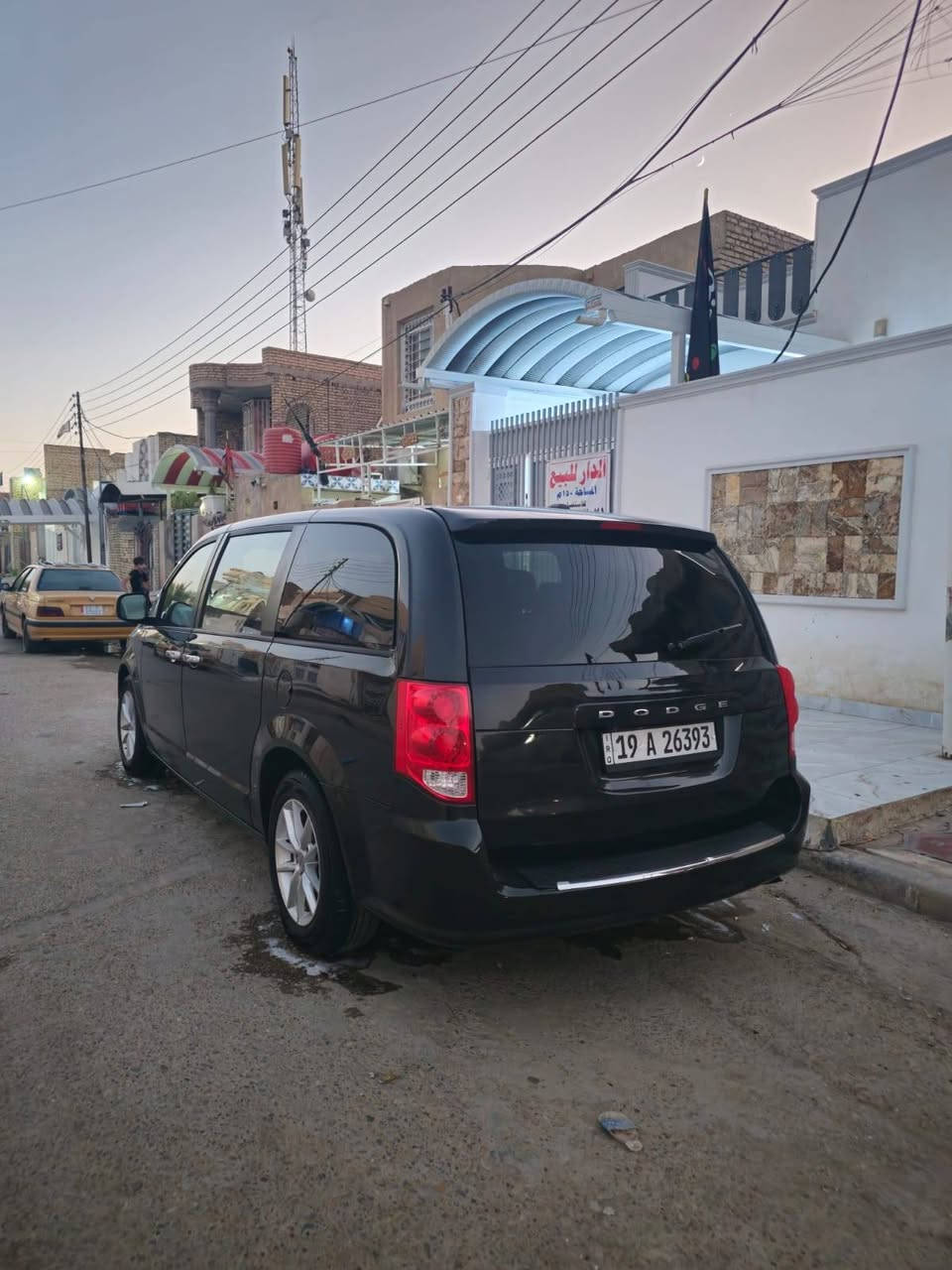 دوج كرفان sxt موديل 2018 للبيع او المراوس حسب القناعه رقم كربلاء تحويل ثاني يوم حادثهه نص الصندوك والجاملغ الخلفي السعر 170 وبي مجال قليل للشراي للاستفسار الاتصال ع الرقم *********** بي واتساب . عمارة, ميسان
