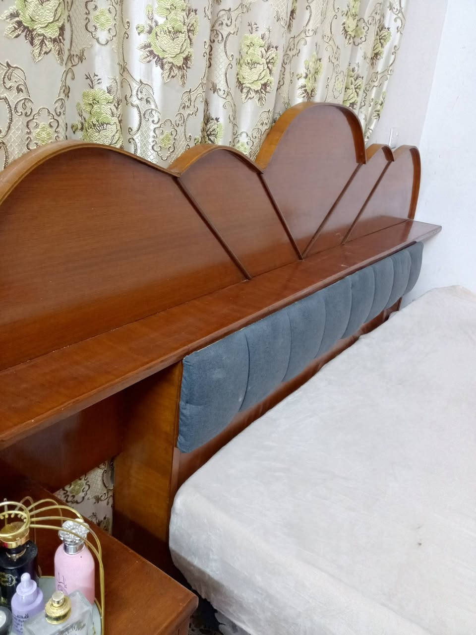 غرفه صاج عراقي للبيع بسعر 550 وبيه مجال بسيط  مكاني بغداد الحريه ثانيه


**إذا كنت صاحب هذا الإعلان وتريد حذفه لأي سبب، رجاءا أرسل رسالة إلى الدعم الفني**