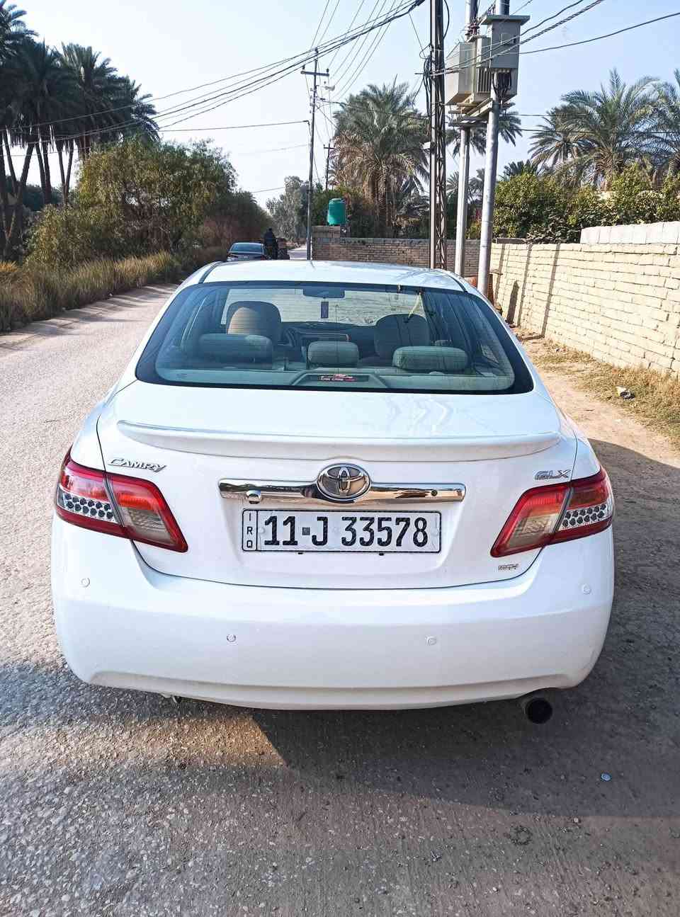 للبيع كامري موديل 2010 خليجيه مكفولة من الصبغ والتبديل بيها بارد قليل . محرك مبدل جديد  . سيارة جاهزة من كلشي . مواصفات فتحة سقف كشنات أمامية كهرباء بردة خلفية كامرة خلفية كشافات محرك 2400 vvti . السونار مرفق .السعر 128 ورقة وبيها مجال . مكان السيارة الحلة . للاستفسار ***********
