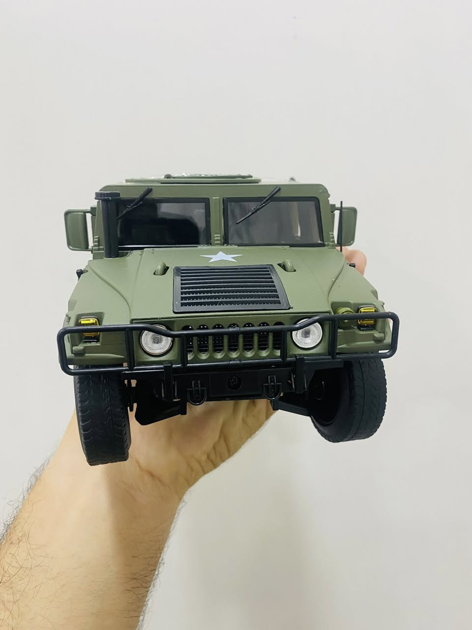 مجسم همر حجم ١:١٨
٢٦ سم كبير
حديد بالكامل وزن ثقيل
شركة kdw


**إذا كنت صاحب هذا الإعلان وتريد حذفه لأي سبب، رجاءا أرسل رسالة إلى الدعم الفني**