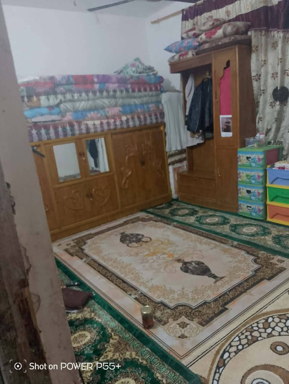 موقع مميز وهادئ وقريب من الخدمات
✅ مناسب للسكن العائلي
✅ الموقع ال احمد خلف سيد عوده 
✅ يتكون من (عدد الغرف _٢__)
✅ صالة + مطبخ + حمام عدد غرف نوم ثنين 
✅ ماء وكهرباء متوفر_
قابل للتفاوض للجادين فقط
📞 للاستفسار الاتصال على: ***********
