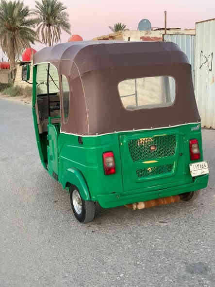 سلام عليكم شباب تكتك موديل 22الشهر 8رقم وسنويه بابل بيه طخه خفيفه بل فخده ولباقي كفاله ومكينه وكسن مكفول حله سياحي السعر 7900 وبيه مجال قليل رقم لهاتف ***********
