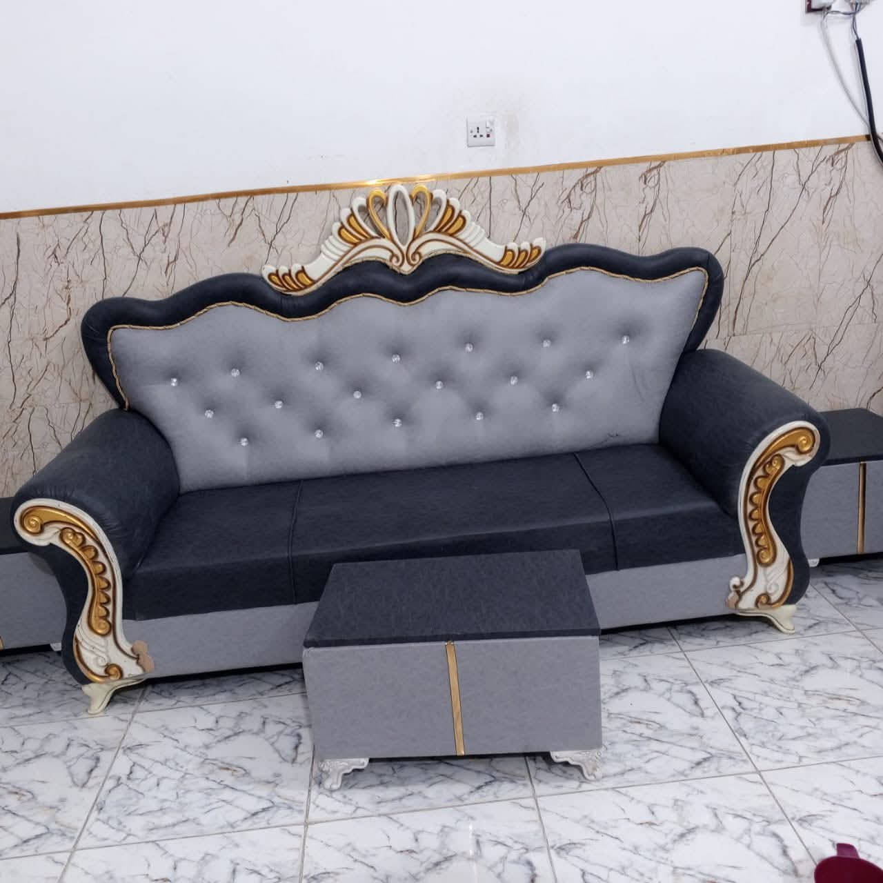 *السلام عليكم 🫡  دوشمة الأخوين  👬
*لتصليح أنواع التخم والقنفات ، ديوان ، كراسي🪑 *،اضافة أسفنج ،أضافة أنديفه +جميع االأضافات حسب الطلب ..

*اضافة رجلين حسب الطلب ..

*تبديل أنواع الأقمشة حسب الطلب..

*شغل درجه أولى وبأنسب الأسعار 

😌👀للتواصل وتساب على الرقم *********** أهلاً وسهلآ بكم 🌸🙂@الجميع
