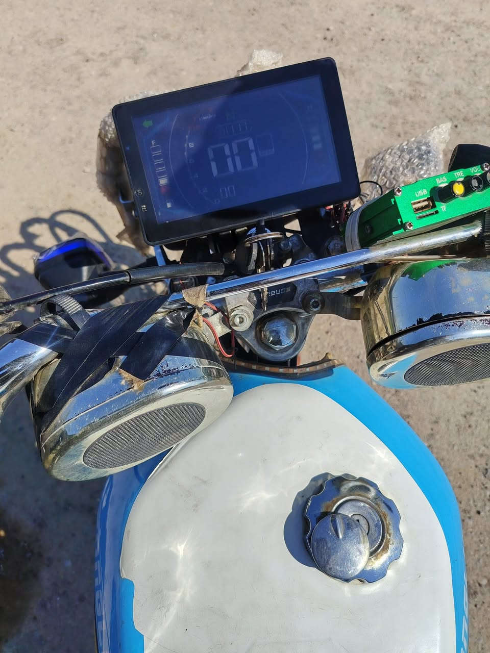 ‏سلام عليكم دراجة للبيع اللي يريدها يجيني خاص الرقم ***********
