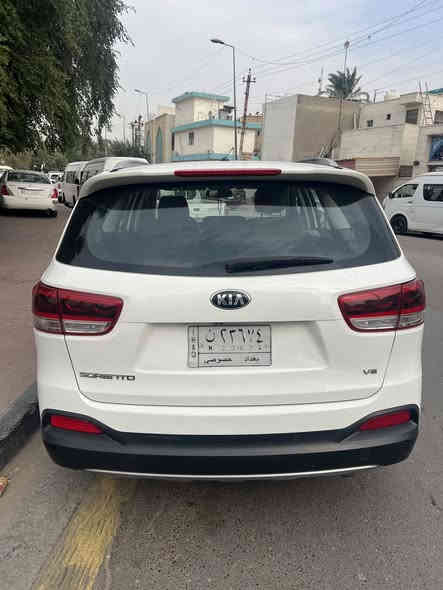 السلام عليكم
سورنتو 2016 خليجي
٦سلندر 3.5
ماشية 102 الف
7 راكب
فول مواصفات عدا الصندوك 
السيارة نظيفة
السعر220 ورقة 
للاستفسار ***********
