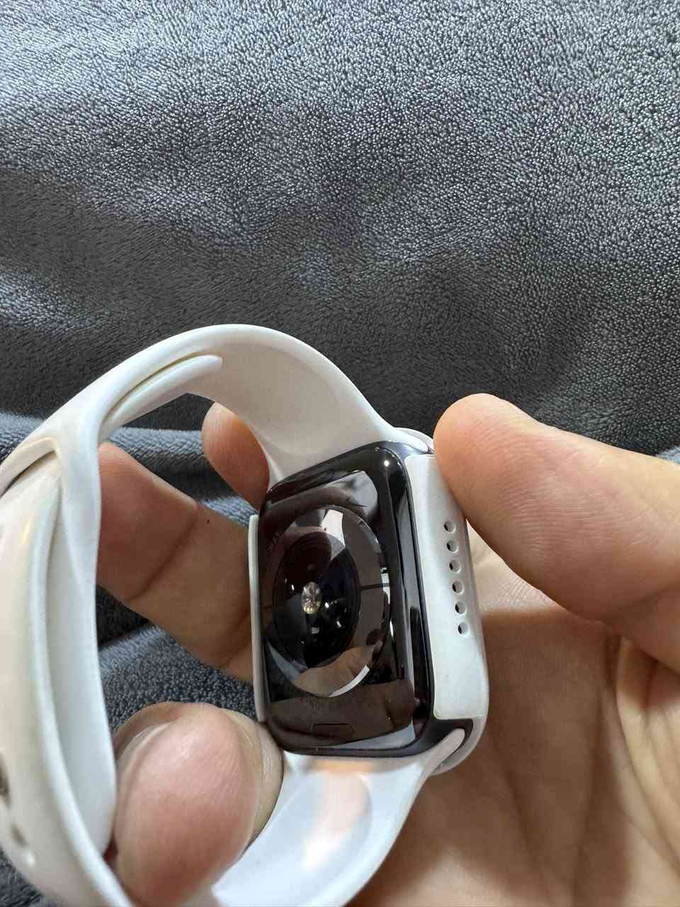 سلام عليكم
بسبب ضرف المشتري الغت بيعتهه ساعه ابل 5 حجم 44 ذاكره 32 اصلي ابل بدون كارتون بس شاحنه وسير الاصليات اوياهه هيه ومجموعه من السيوره ودروعه مال شاشه سعرهه 170 مكاني بغداد


**إذا كنت صاحب هذا الإعلان وتريد حذفه لأي سبب، رجاءا أرسل رسالة إلى الدعم الفني**