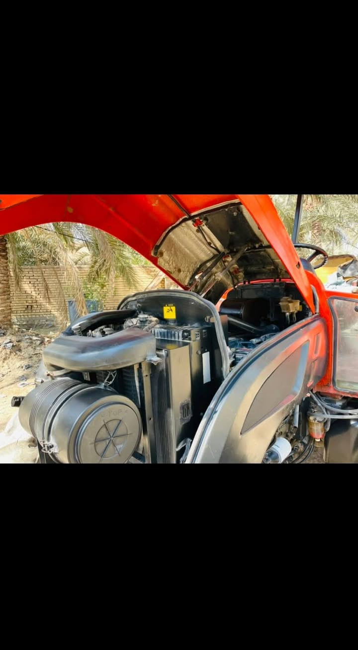 السلام عليكم للبيع كيوتي حجم 90 حصان موديل 13 كتاب شركه  استلام الدوله مكينه جدا نضيفه وحلوه   محركها مفتوح غراض اصليه  كير واكسل مكفولات مكينه احلا من الصوره جاهزه للعمل  تايراتها مالات الشركه  وياها فيدان البير تركي حجم 14    للبيع او ترهم مراوس بسياره  للاستفسار *********** هذا الرقم بيه واتساب
