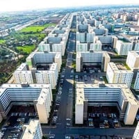 للبيع شقة 100م بلوك B1 طابق 7  تحتوي على كاونتر HDF و سبالت  كاشش مدفو...