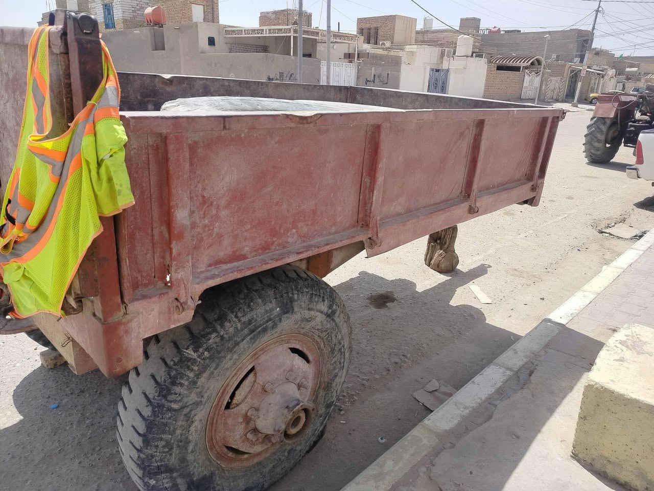السلام عليكم عربانه سكندريه نظيفة للبيع العنوان ميسان العماره حي العسكري الاتصال على الرقم ***********
