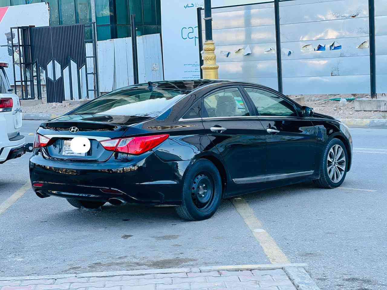 سوناتا مديل 2011 سعر 93 قابل للتفاوض الأستفسار اتصل ***********وراد أمريكي حادثها جاملغ وباب بدون دواخل مواصفات فول واحد على واحد فتحه سقف بصمه تشغيل بصمه أبواب شاشه كبيره كامره خلفيه كشنات جلد كهربائي اشاير مري كهربائي قطعتين تبريد حساسات امامي وخلفي مثبت سرعه مكينه وكير مكفولات حداديه جديده تخم تاير تبريد تدفئه شغال رقم بغداد مشروع وطني سنويه ل 27 مكان سياره كربلاء
