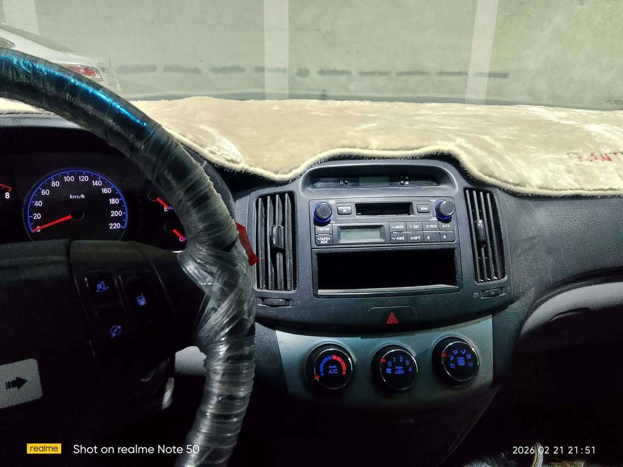 ئەلەنترا 2008بۆفرۆشتن***********
