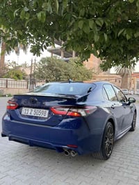 كامري 2023 SE كامله بدون نقص رقم بغداد بسمي مكينه 2500 بانزين شاشه كام...