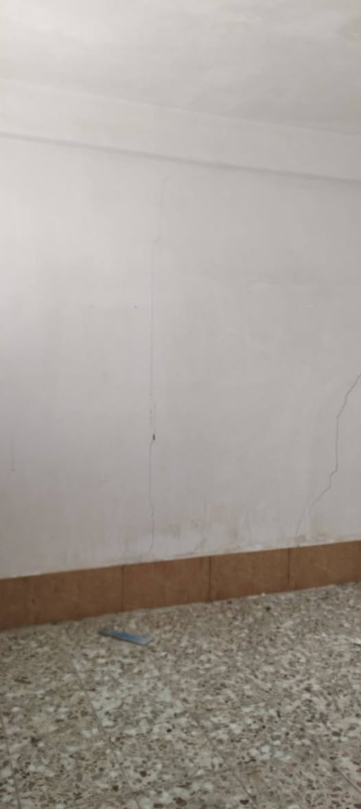 بدون دلال لليجار   بحي النداء   80متر ركن  بشارع مكاتب قريب على سوك  *********** شراي يخابر بدون احراج واتساب ما متفرغ
