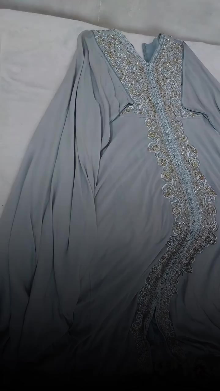 #فستان_فخم


**إذا كنت صاحب هذا الإعلان وتريد حذفه لأي سبب، رجاءا أرسل رسالة إلى الدعم الفني**