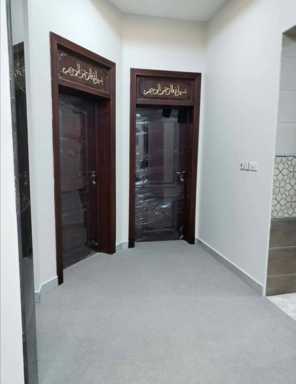 بيت للبيع في حي الحكم
المساحه ٢٠٠ متر
تفاصيل طابق واحد غرفتين نوم وصاله ومطبخ وبراني وصحيات داخليه خارجيه بناء جديد
ملاحظة مطلوب 60 مليون للإسكان من ضمن سعر
للاستفسار أكثر مراجعه مكتب المعالي للعقار حي العسكري أو الاتصال على الرقم ***********
