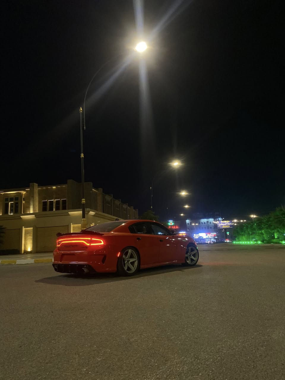 السلام عليكم للمراوس برام أو جمسي سيرا فقط جارجر دايتونا اصل 2018 رقم بغداد ٣قطع صبغ فقط  سياره جديدا  للستفسار ***********
