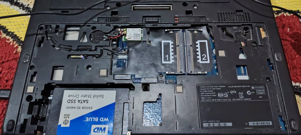 لابتوب اج بي زوبك
مواصفات كما موضع بصوره
استعمال قليل كلش
ويا هديه ماوس كيبورد جنطه
سعر مناسب جدا مستعجل عليه
للتواصل *********** واتساب
او خاص بكيفك
