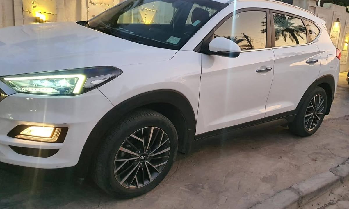 توسان ٢٠٢٠ ابيض ٥٠ الف كيلو
تحية طيبة للآدمن

رقم وسنوية وهزة جديدة بأسمي 

هيونداي  وارد خليجي نظيفة

بدون ضربة
طخة بالدعامية الخلفية
شخطة بالجاملغ الأيمن 
بصمة
تشغيل عن بعد
 كشن كهرباء  
حساسات امامي خلفي
ثلاث انضمة قيادة 
مري شفط 
قطعتين تبريد 
بردة خلفية 
كامرة خلفية
عدسات لايتات متحركة ويه الستيرن
شاشة
Android
Air play
خمسه ويل كب 

 بغداد / السيدية

الــسعر ٢١٥٠٠ دولار  

الاستفسار 

***********
