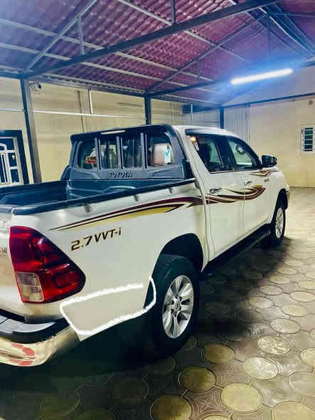 السلام عليكم 
للبيع بيكم ٢٠١٨ كويتي 
كفاله من الصبغ يوجد بارد المؤشر بالصوره 
السياره باسمي السعر ٢٦ وبيها مجال للشراي 
مكان السياره بغداد التاجي 
للاستفسار الاتصال على الرقم 
***********
