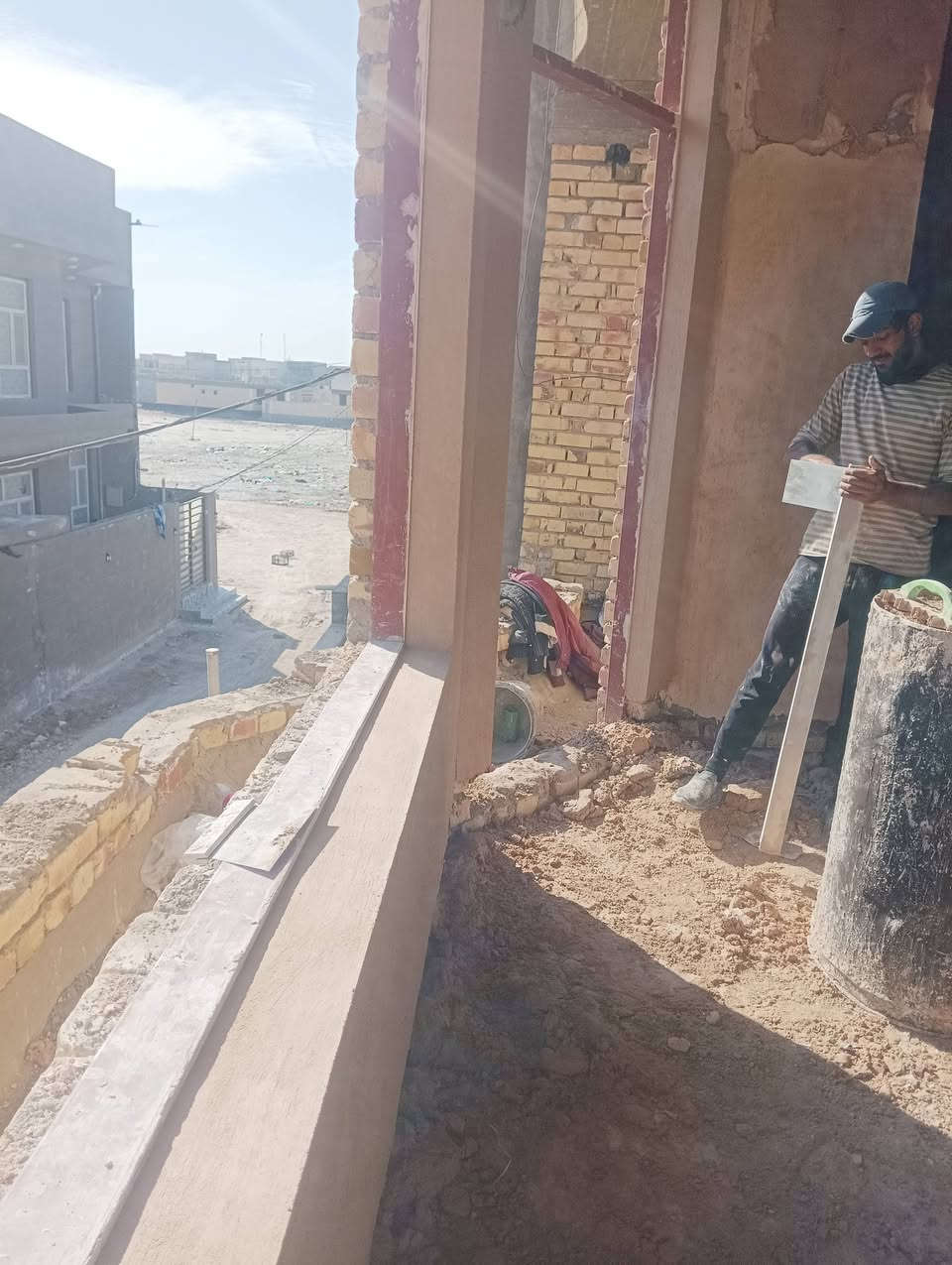 السلام عليكم مستعدون لبخ وديكور الجبسن بورد للمباني والدوائر والبيوت عمل هندسي درجه اولى تجي تشوف شغل ليعجبك عملنه بابل فقط ***********
