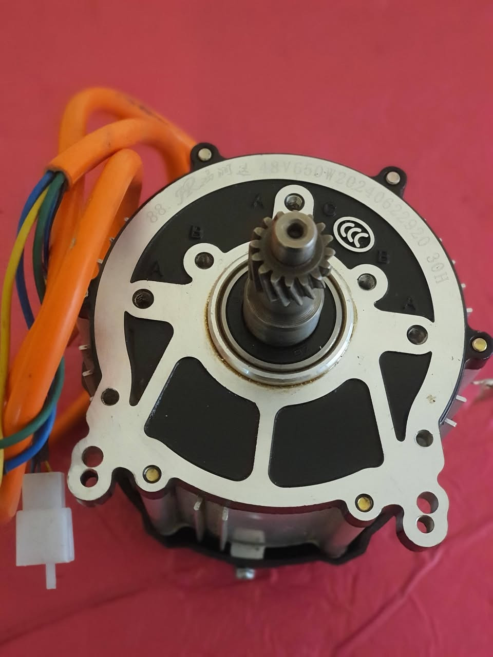 ماطور دراجه ثلاثيه السعر ٤٥ هاتف ***********
