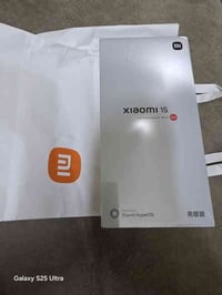 شاومي ١٥ جديد ممستخدم لووك ممفتوح لون سلفر نسخه صيني ذاكره ٢٥٦ للبيع ب...